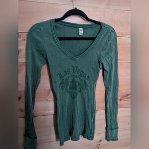 Kavio Olive Graphic V-Neck Long Sleeve Thermal..Las Vegas... Medium